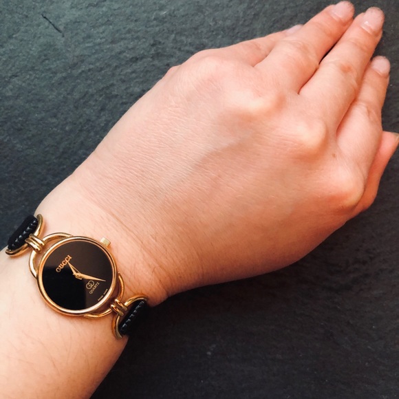 SOLD - Gucci Vintage Ladies 6000L - 1980's - Picture 4 of 8